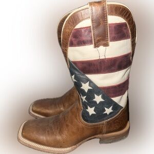 Shyanne American flag boots 7B